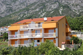 Apartment Gradac 13681d